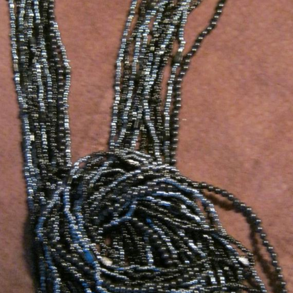 Feminine Glass Beaded Scarf Necklace Decolletage